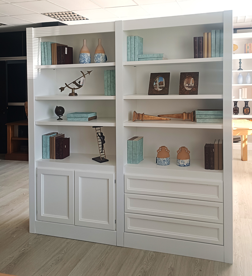 Librería lacada